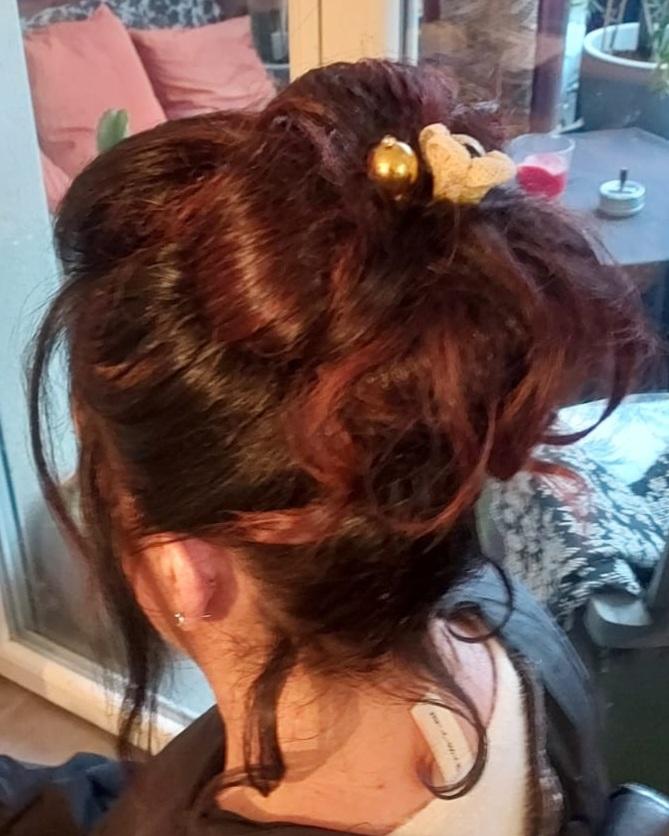 chignon  pour pièce de théâtre